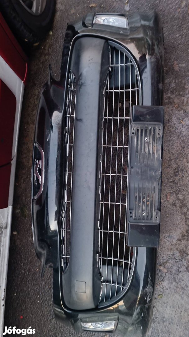 Peugeot 308 gyári bontott fekete komplett első lökhárító