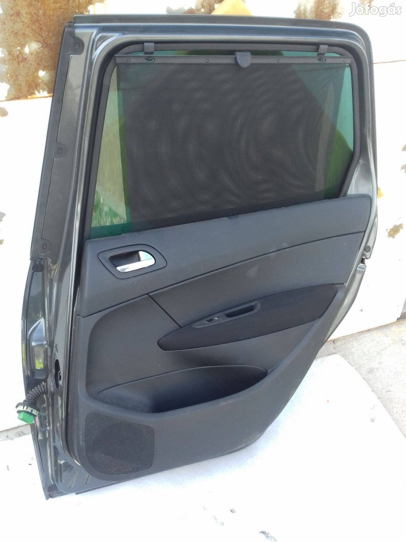 Peugeot 308 hátsó ajtó jobb