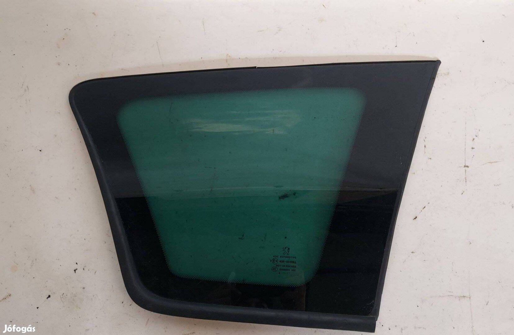 Peugeot 308 jobb hátsó kis oldal ablak üveg