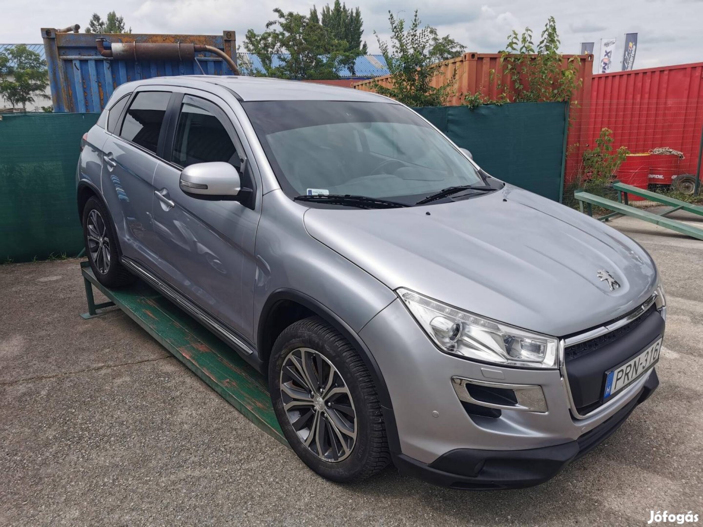Peugeot 4008 1,6 HDi 115 FAP Allure