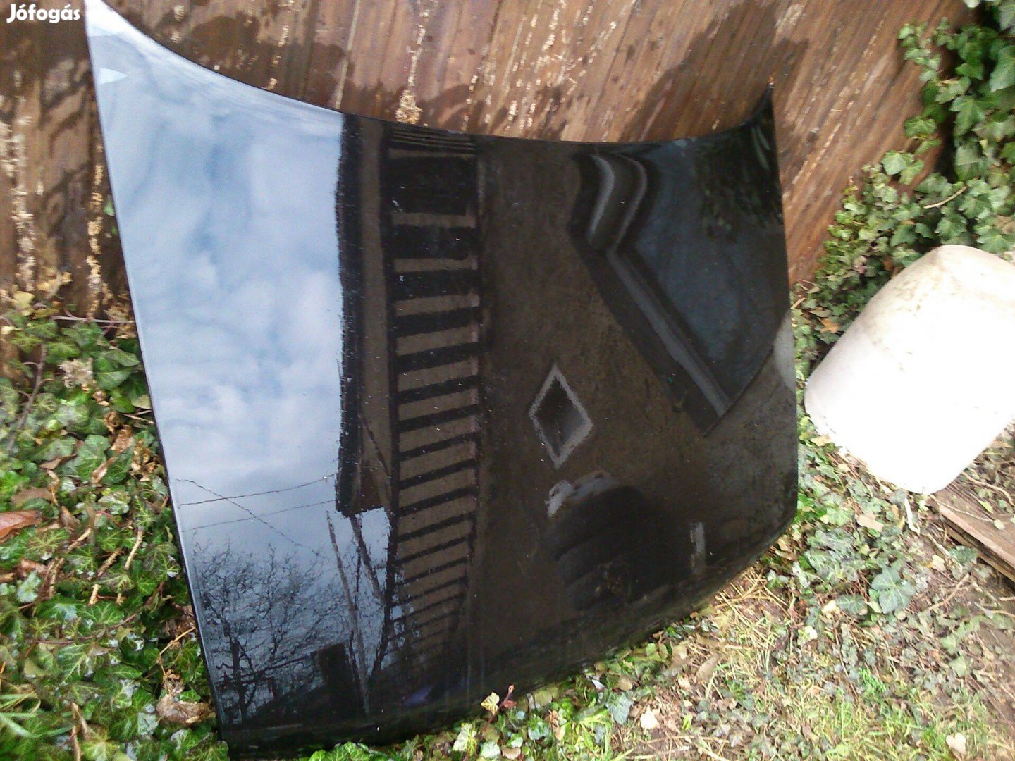 Peugeot 405 motorháztető géptető