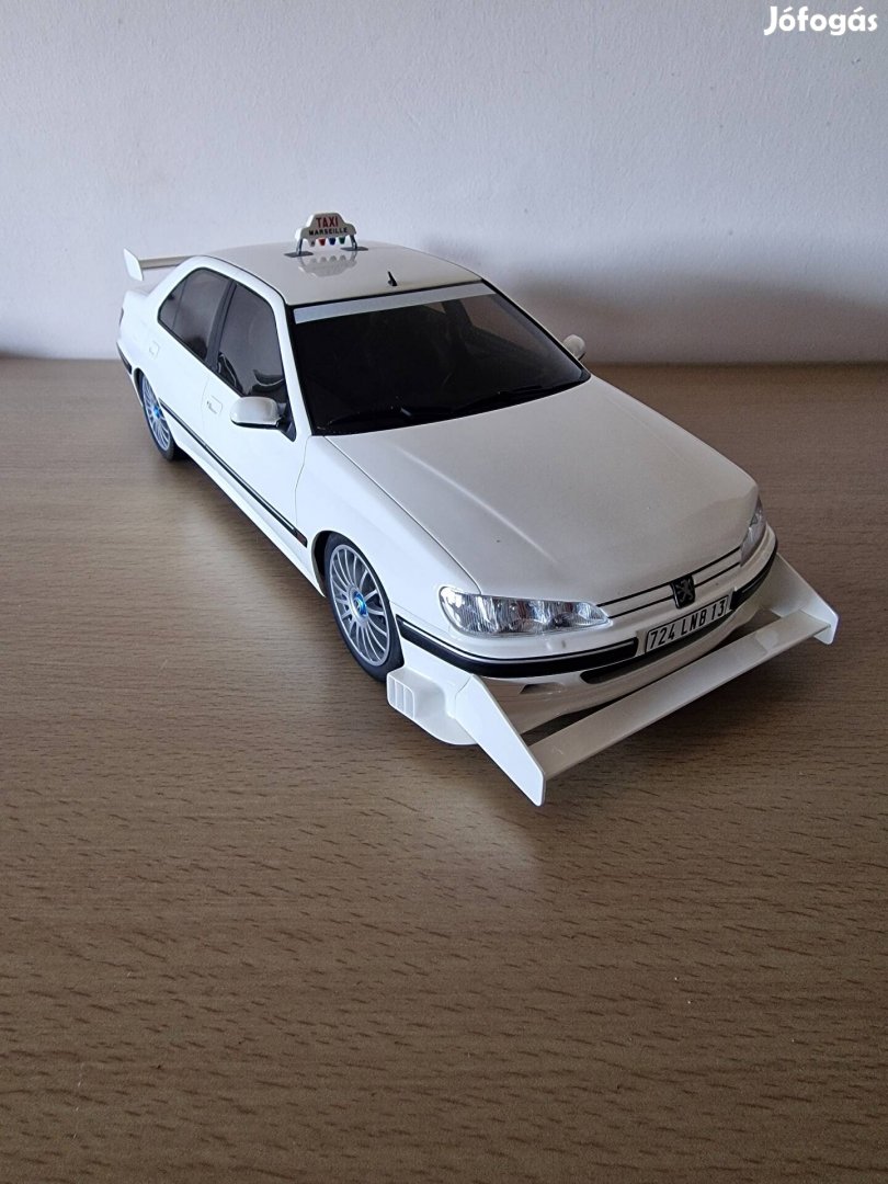 Peugeot 406 (Taxi) 1:12 makett modell autó 