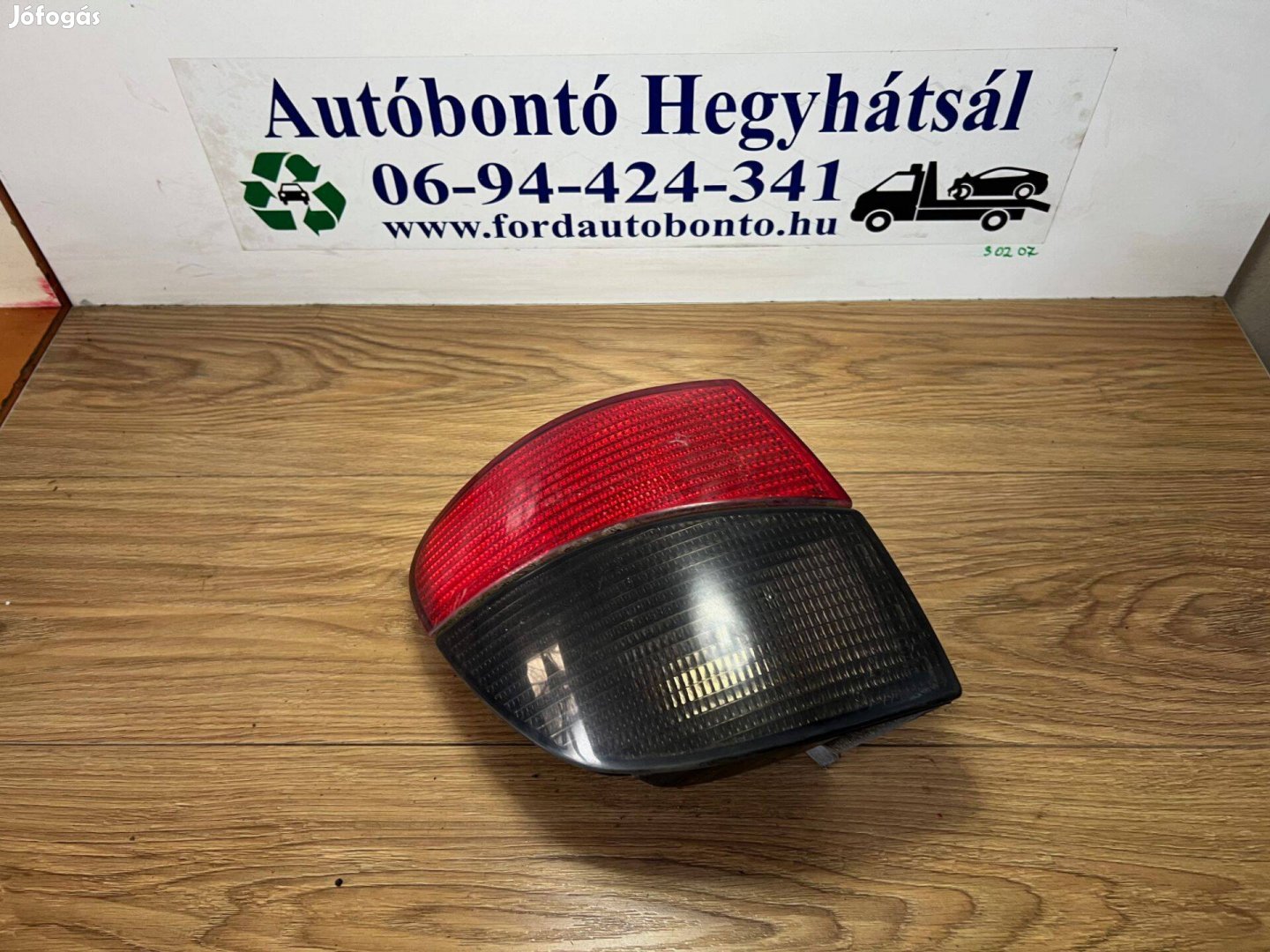 Peugeot 406 bal hátsó lámpa