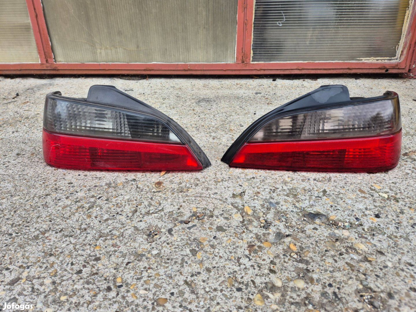Peugeot 406 kombi sedan hátsó lámpák