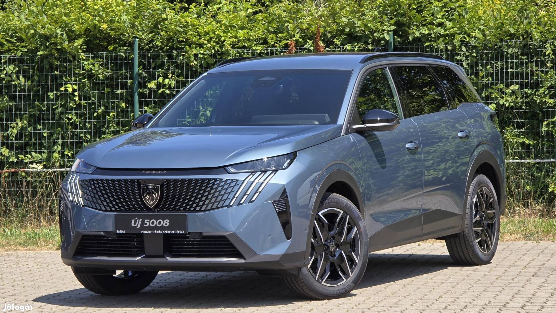 Peugeot 5008 1.2 Hybrid Allure e-DCT6 (7 személ...