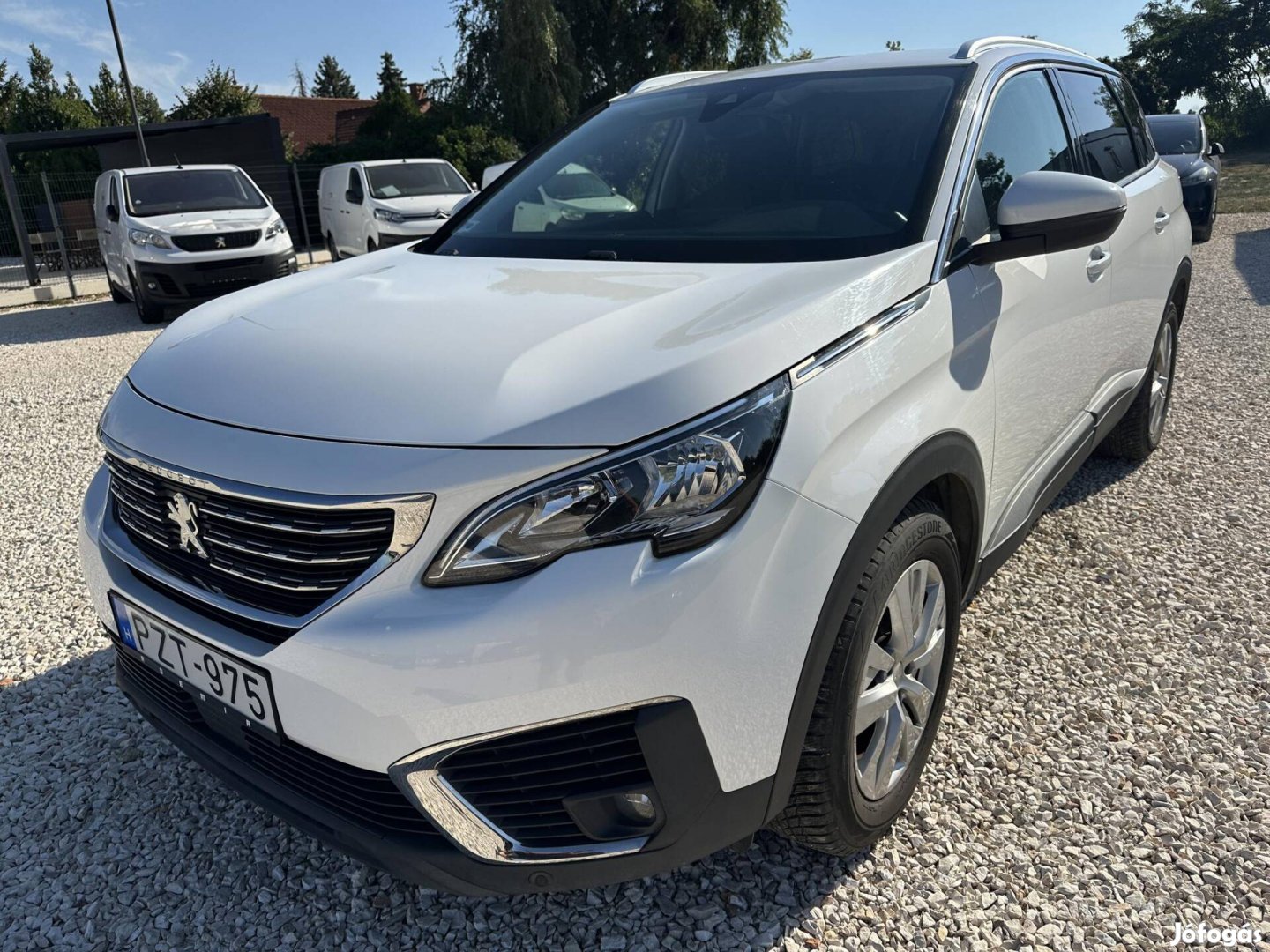 Peugeot 5008 1.2 Puretech Access S&S (7 személy...