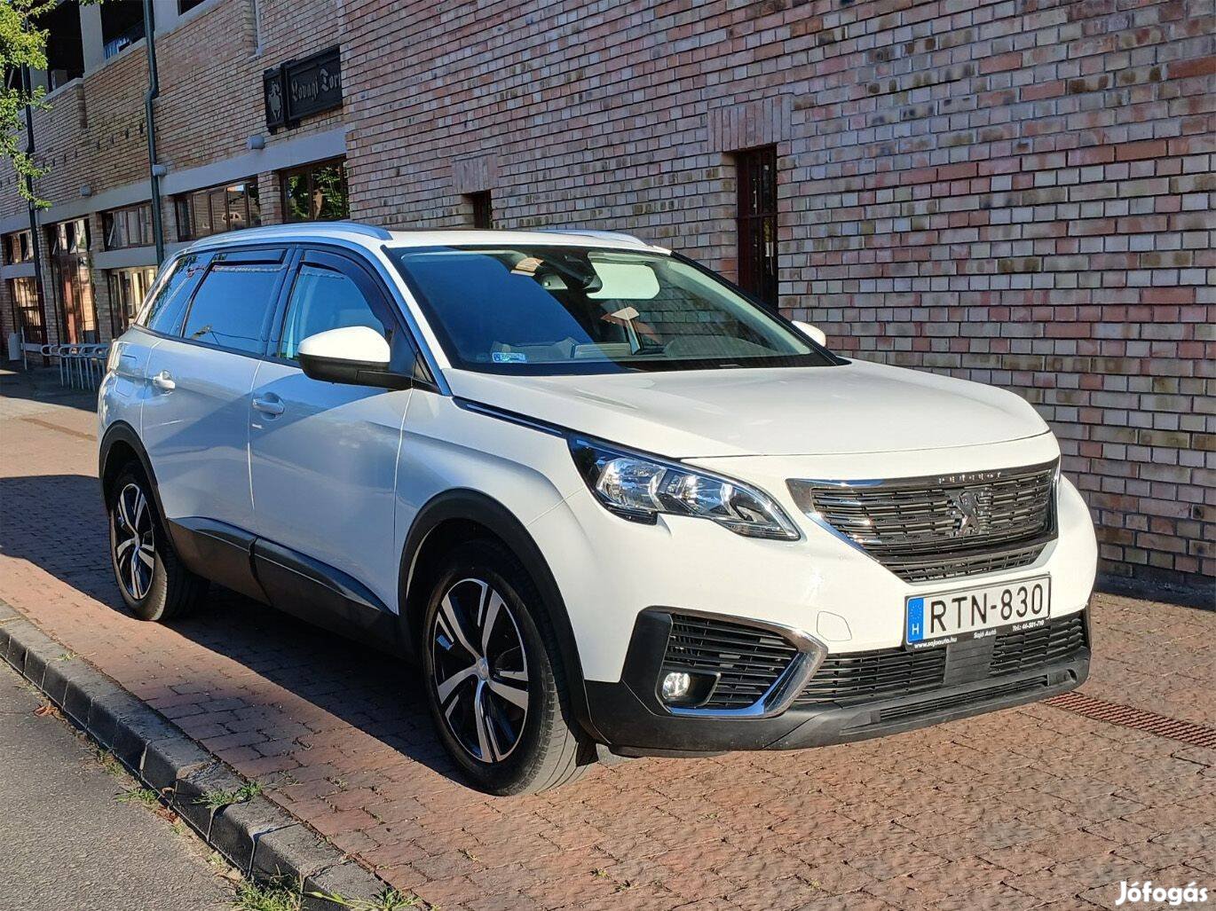 Peugeot 5008 1.2 Puretech Active S&S (7 személyes )