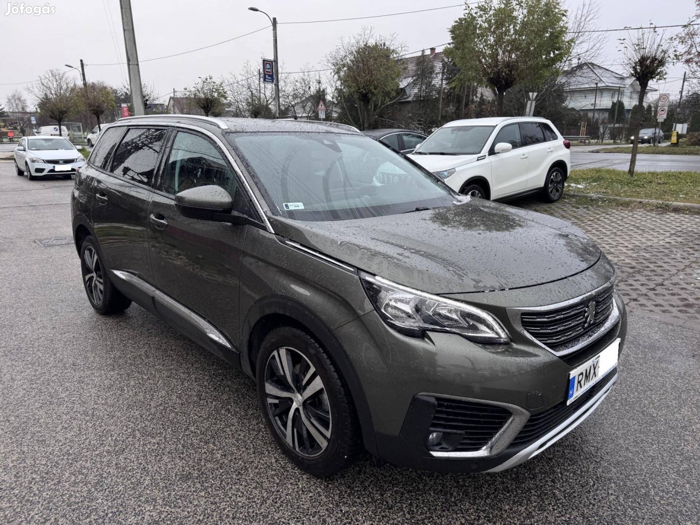 Peugeot 5008 1.2 Puretech Allure (7 személyes )...