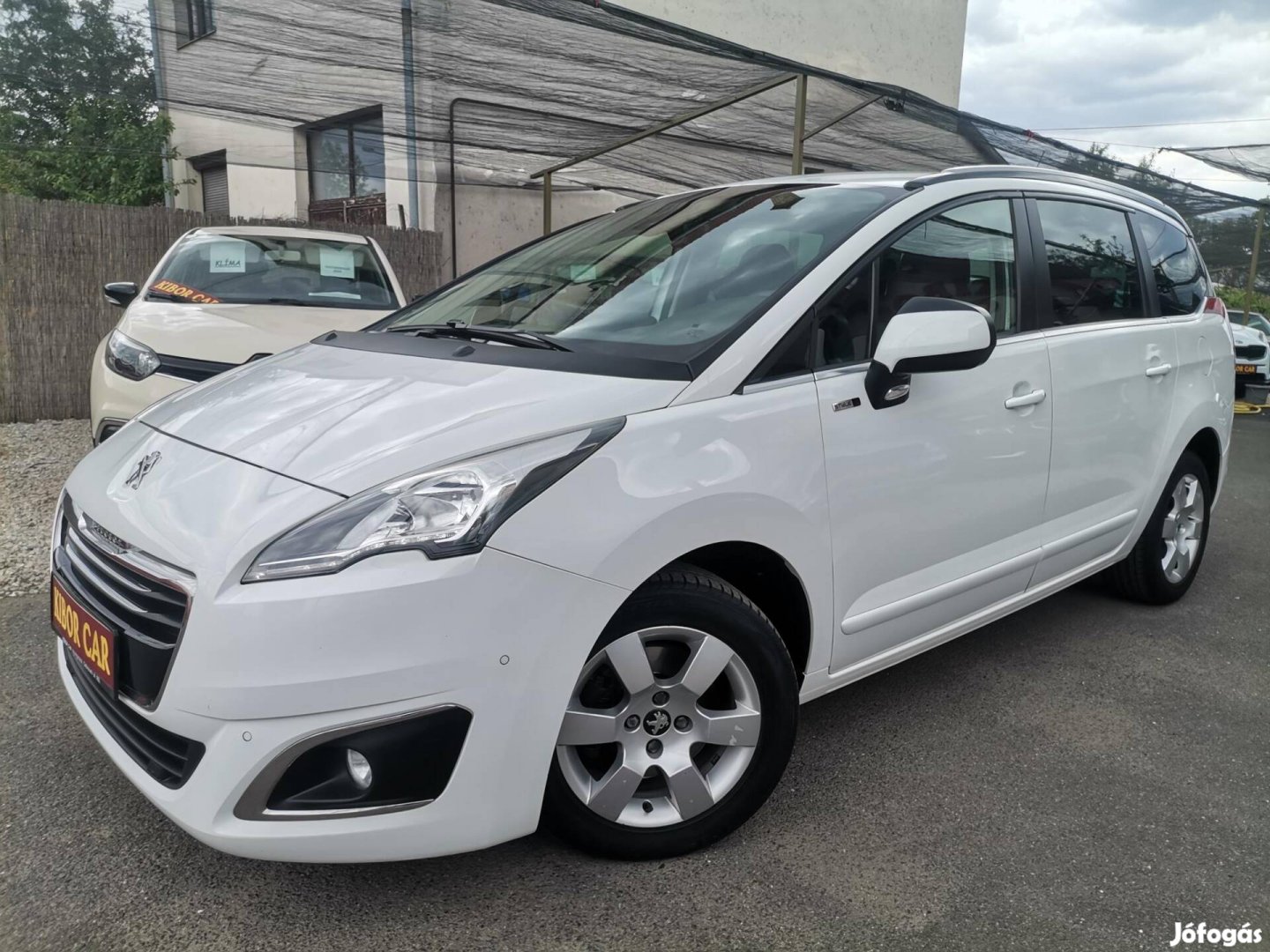 Peugeot 5008 1.6 Bluehdi Style Style+ (7 személ...