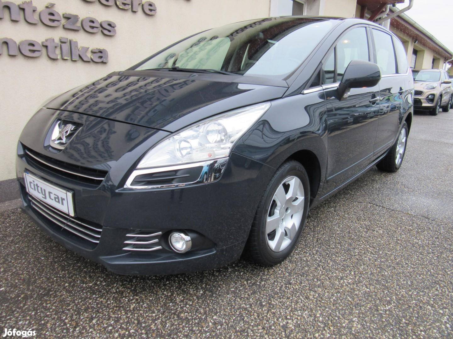 Peugeot 5008 1.6 HDi Premium 2TR Digitklima. Te...