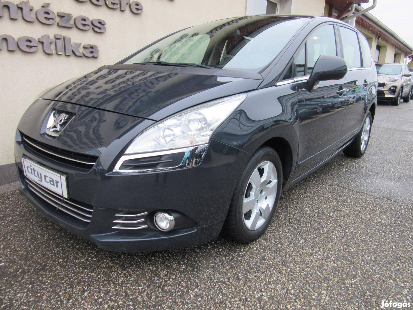 Peugeot 5008 1.6 HDi Premium 2TR Digitklima. Te...