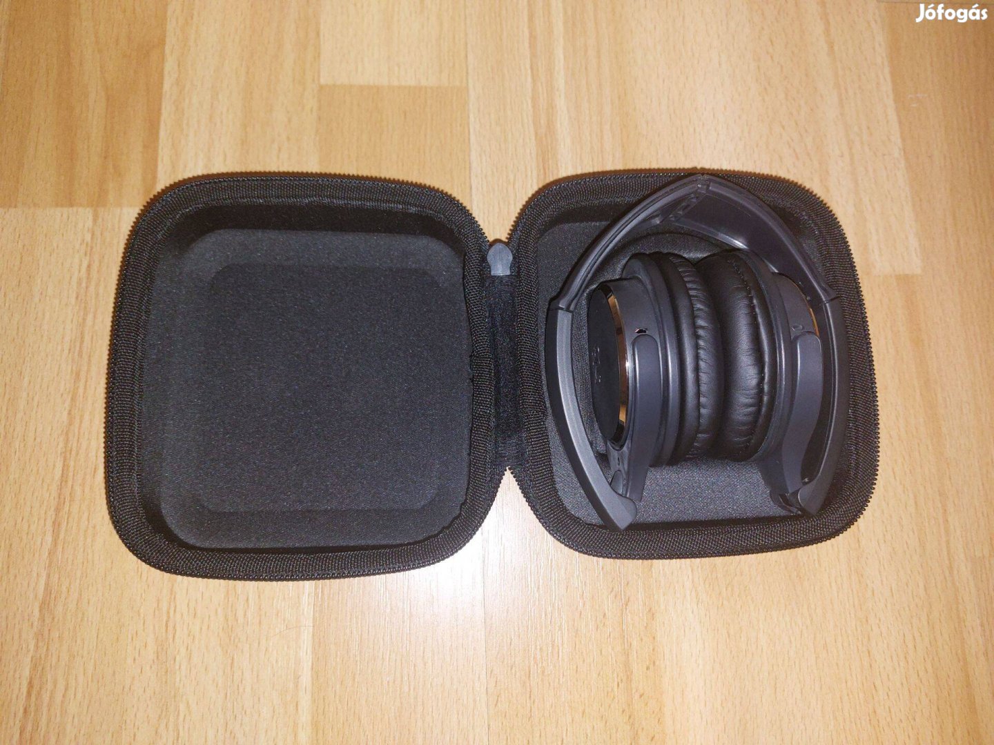 Peugeot 5008 / 3008 bluetooth fejhallgató tokkal