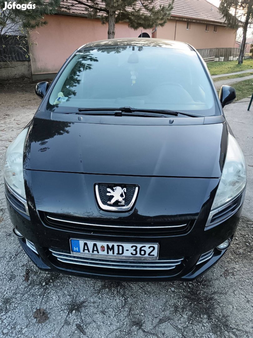 Peugeot 5008 e hdi eladó