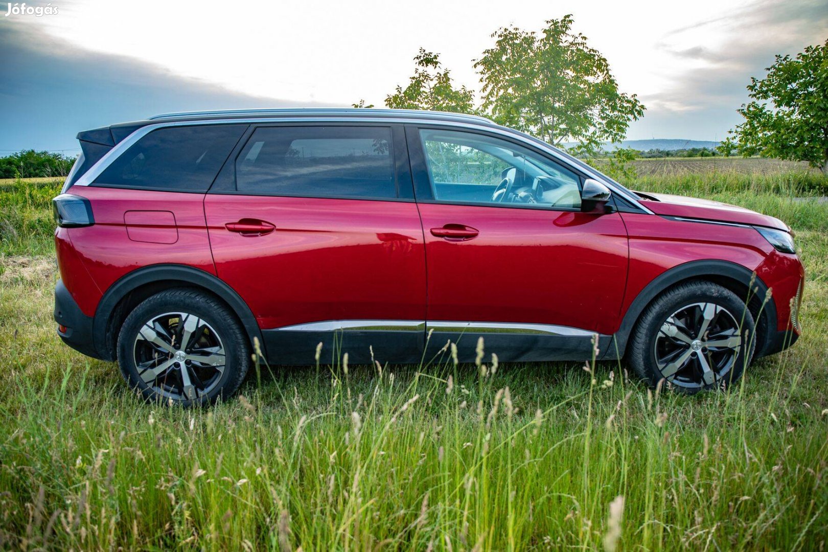 Peugeot 5008 új gazdáját keresi