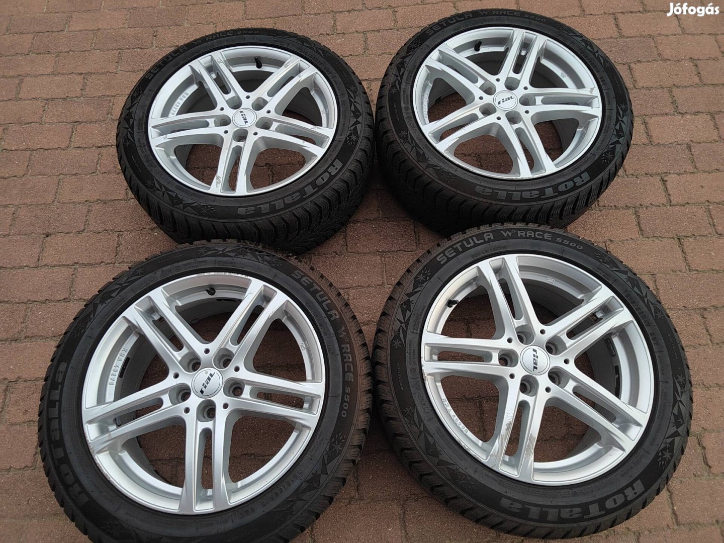 Peugeot 508 17col alufelni 215/55r17 téli gumi 2022