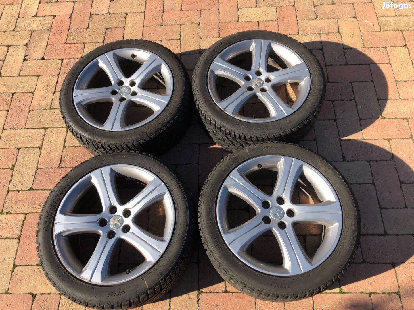 Peugeot 508 GT gyári 18" alufelni 5x108 téligumikkal szenzorokkal