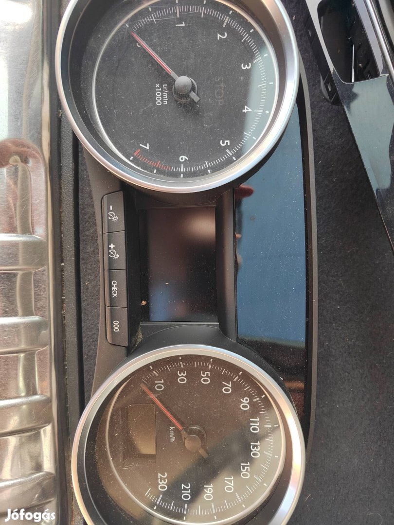 Peugeot 508 thp km óra műszeregység