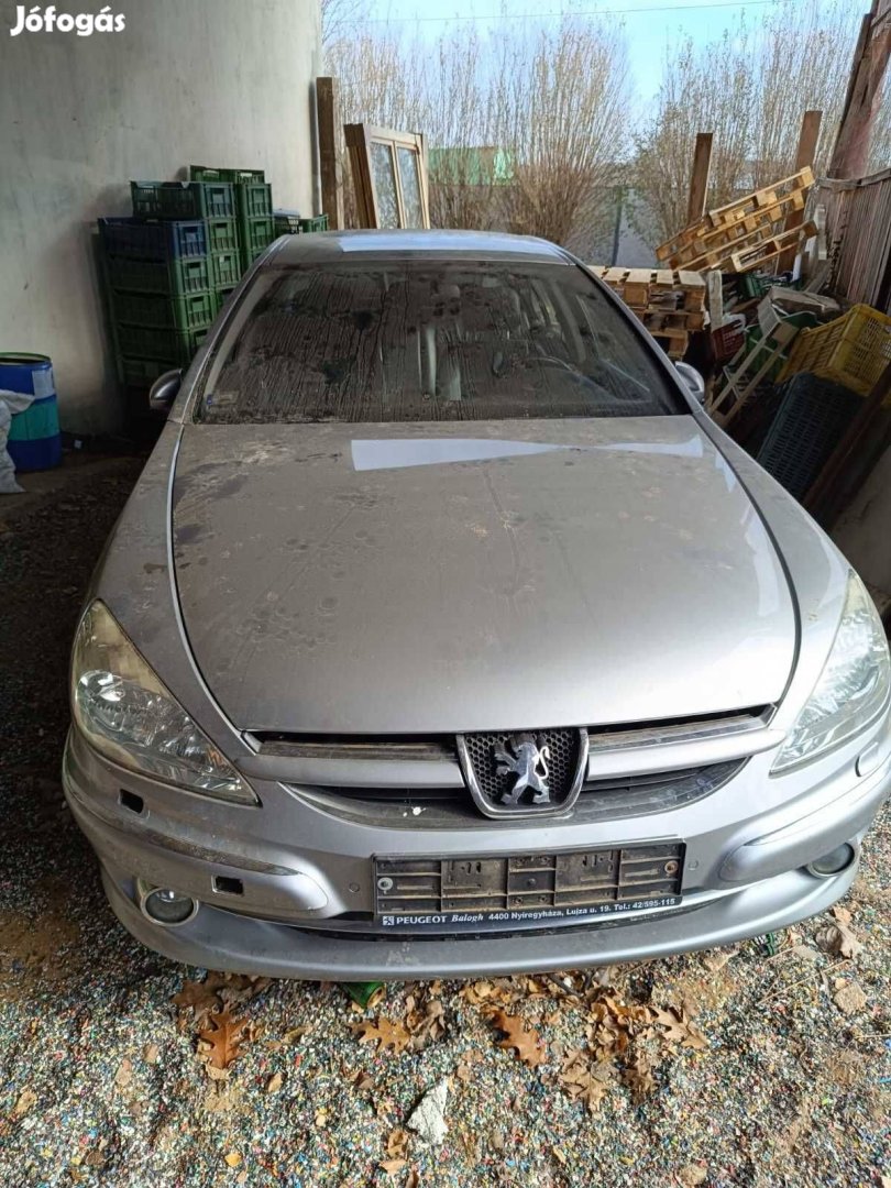 Peugeot 607 bontás