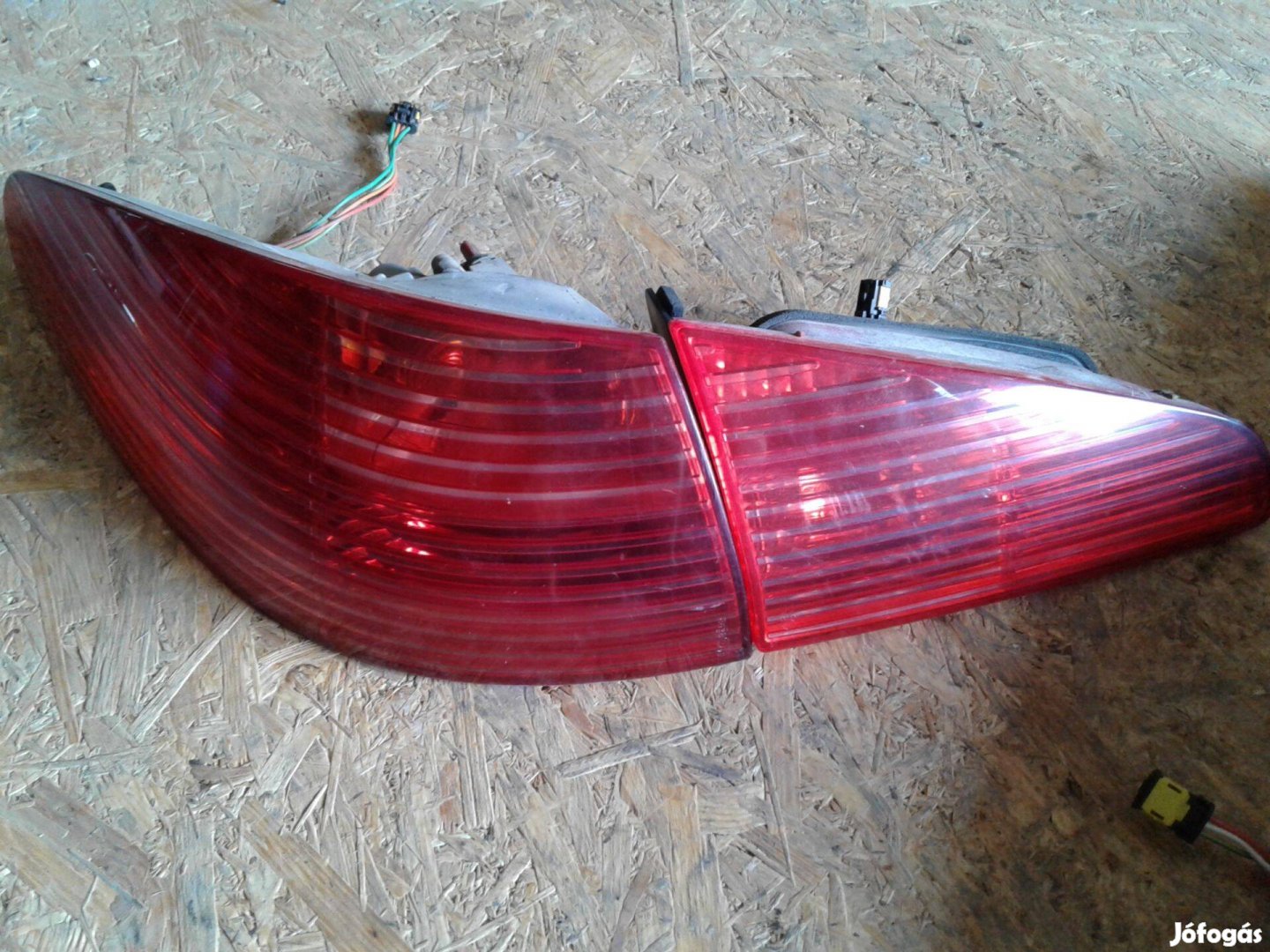 Peugeot 607 hátsó lámpa