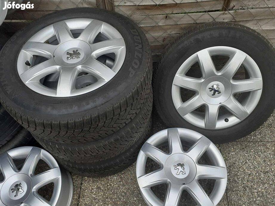 Peugeot 807 215/60 R16" Dunlop Winter Sport 5 Téli gumikkal