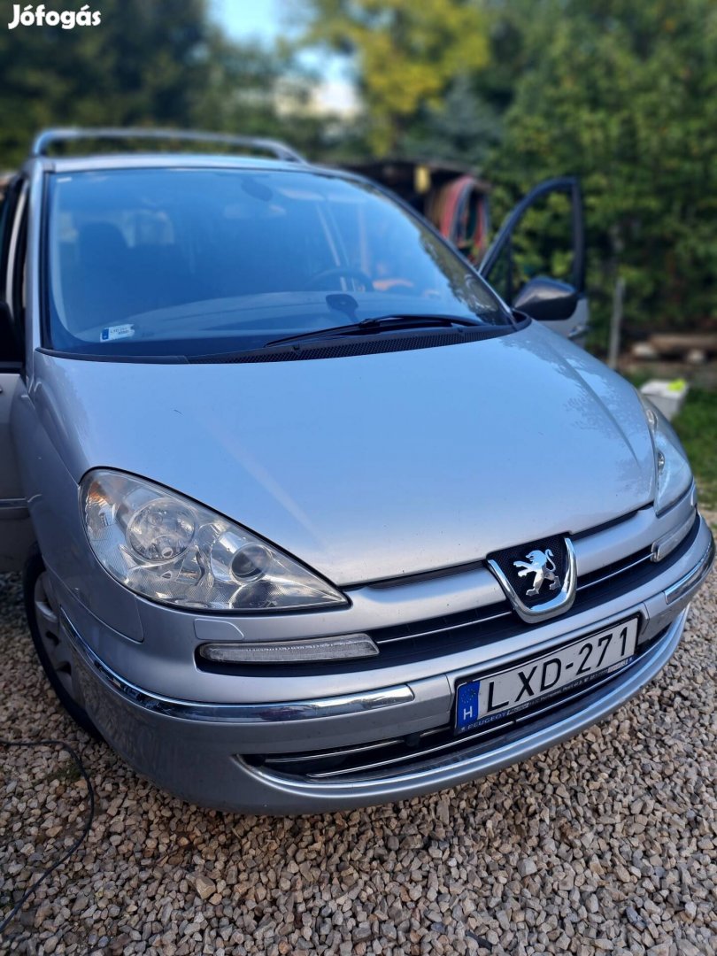 Peugeot 807 7 személyes