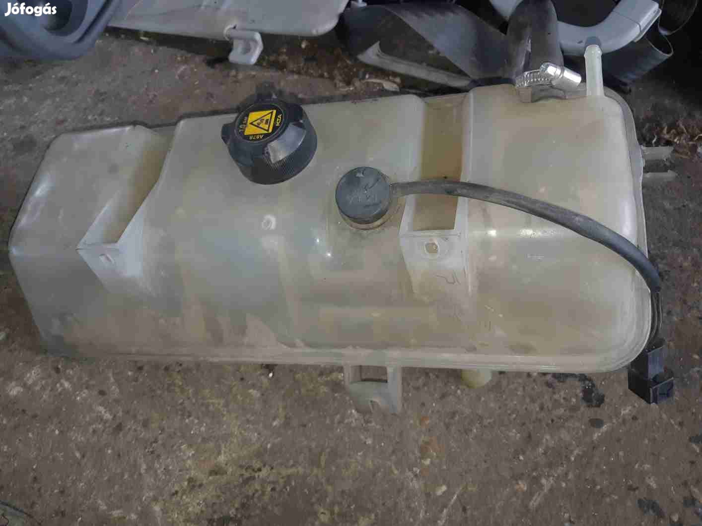 Peugeot Boxer 02-06 Kiegyenlítő Tartály