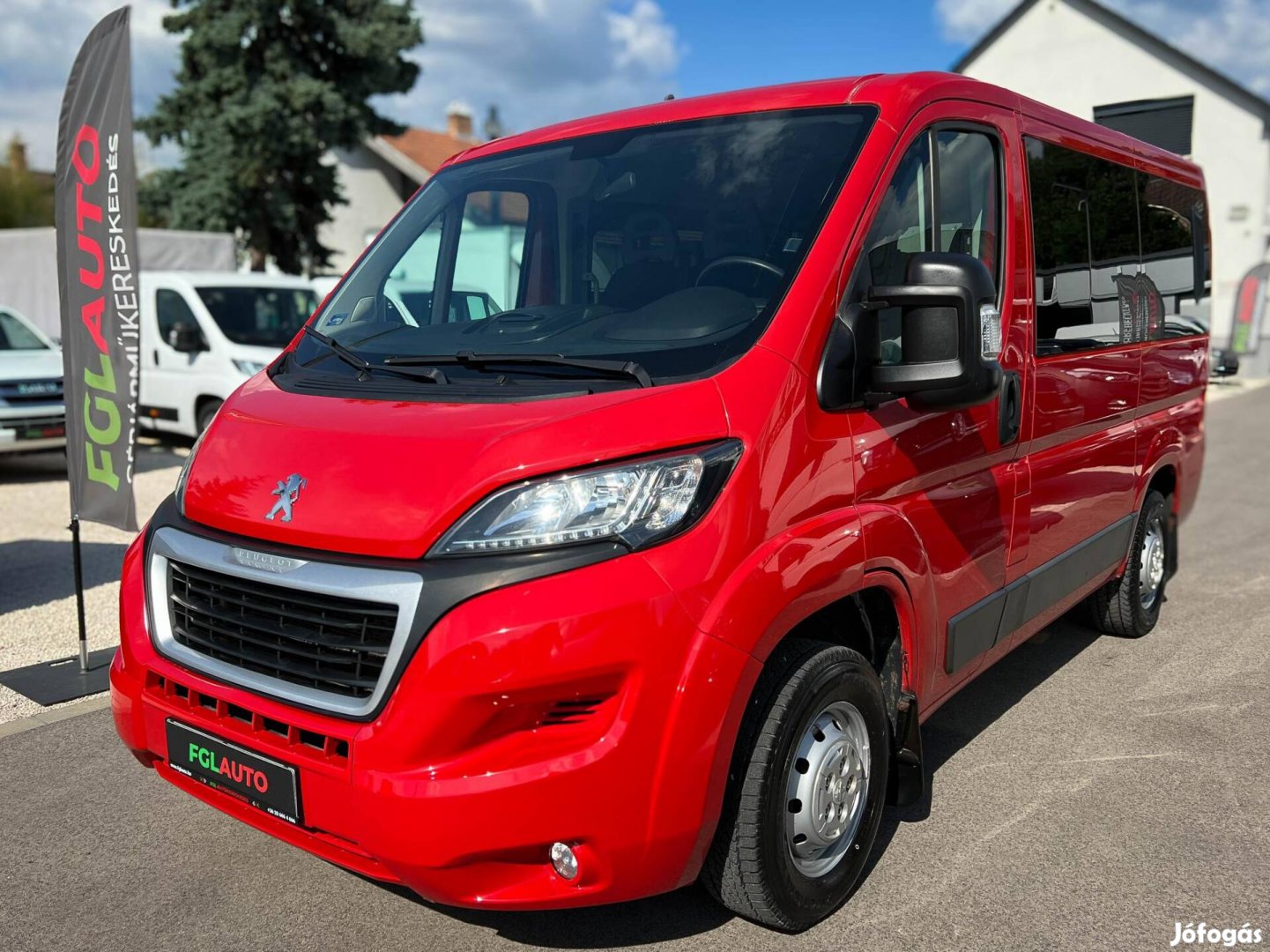 Peugeot Boxer 2.2 HDi 330 Combi L1H1 9 Személy....