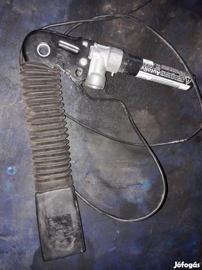 Peugeot Boxer III 06-14 Bal Első Biztonsági Öv Csatlakozó