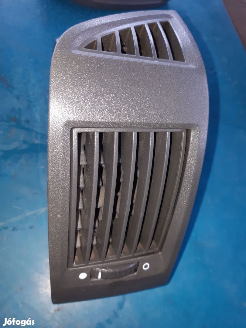 Peugeot Boxer III 06-14 Bal Első Szellőző