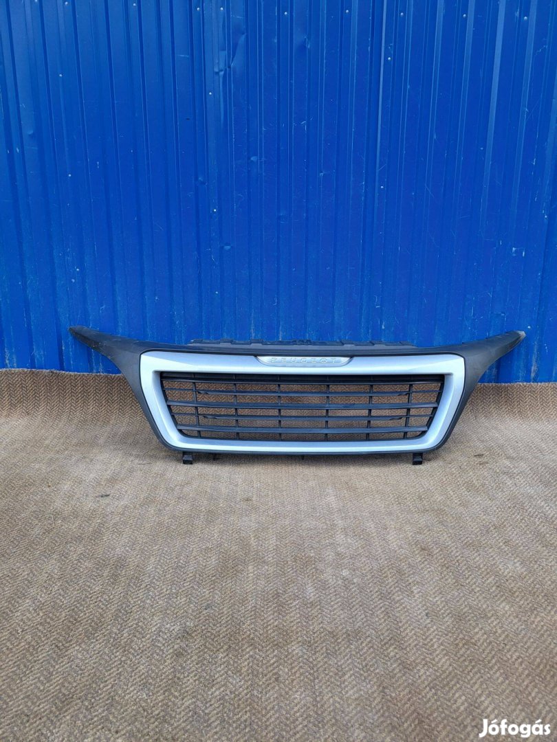 Peugeot Boxer gyári 1314847070 hűtőrács 