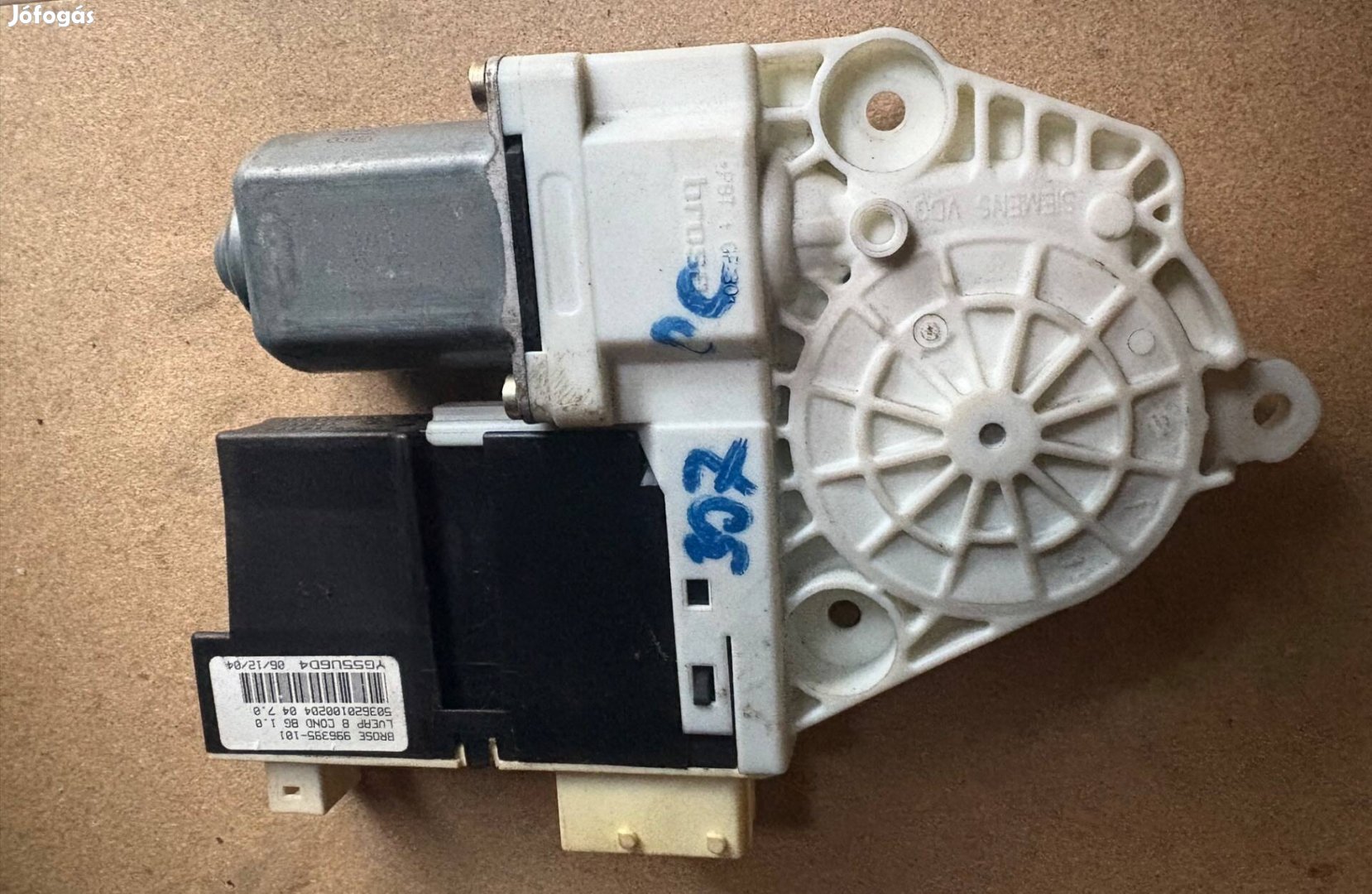 Peugeot Citroen ablakemelő motorok