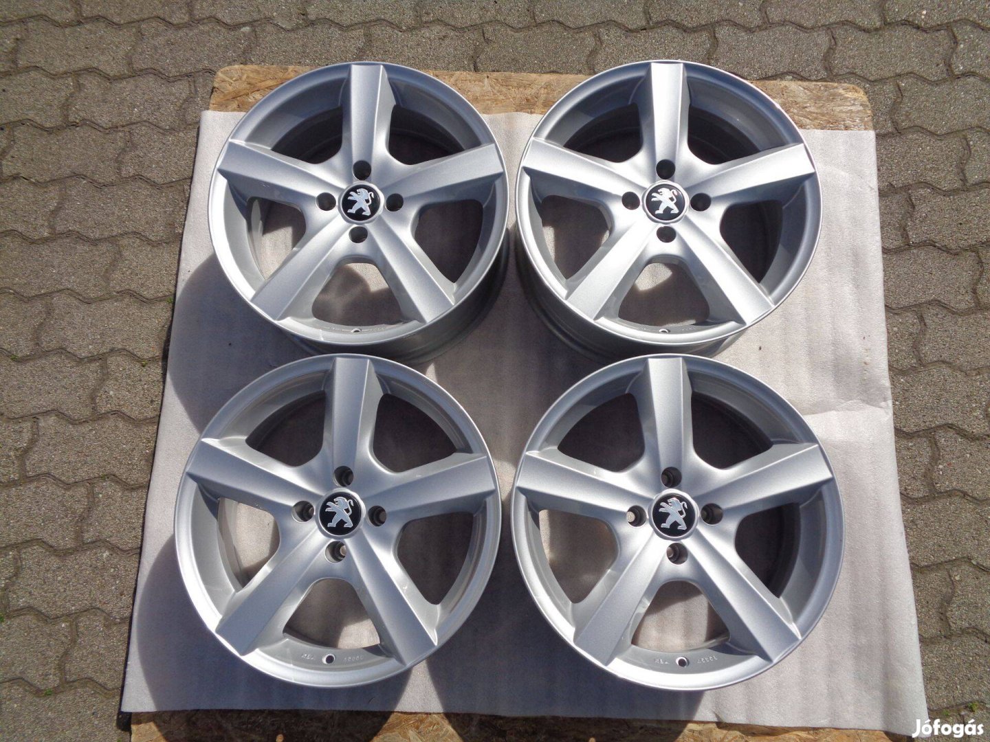 Peugeot-Citroen-re új alufelni 17-es, 4×108-as osztóval eladó