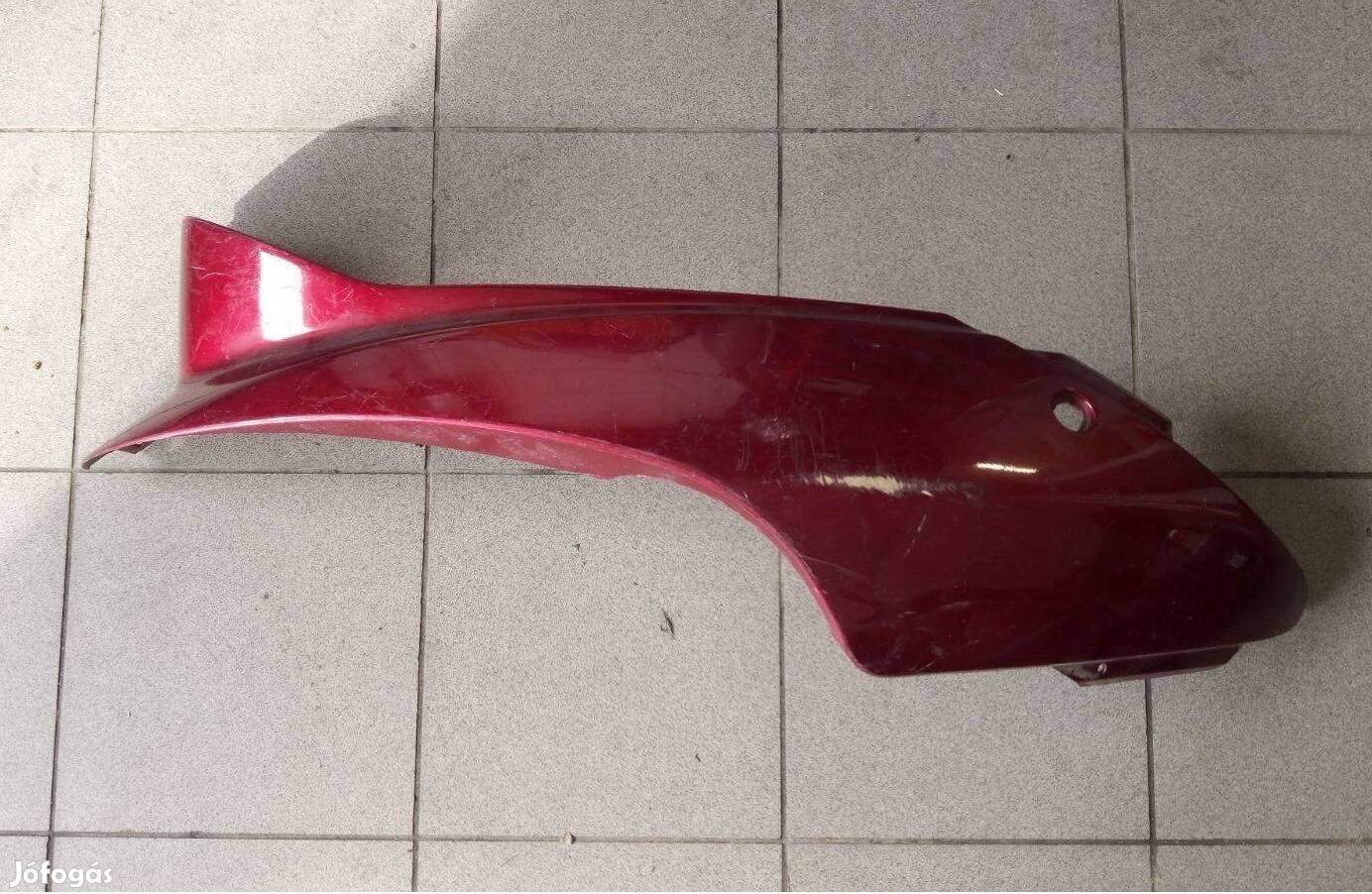 Peugeot Elyseo bal ülés alatti idom
