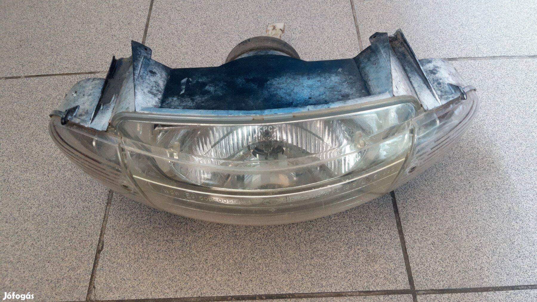 Peugeot Elyseo első lámpa