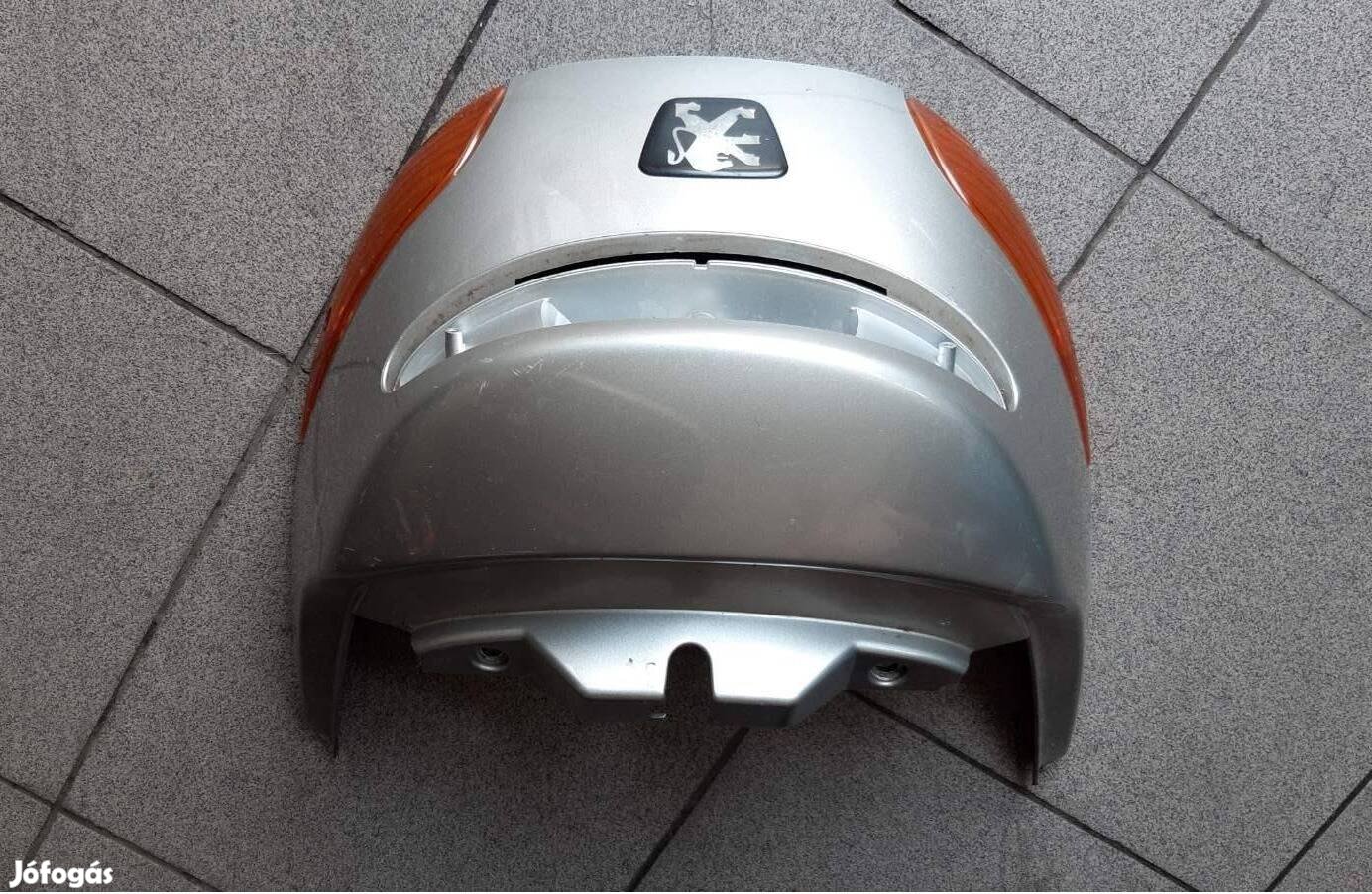 Peugeot Elyseo hátsó idom