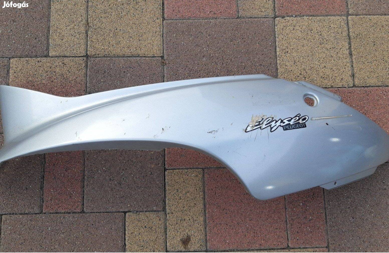 Peugeot Elyseo ülés alatti idom bal