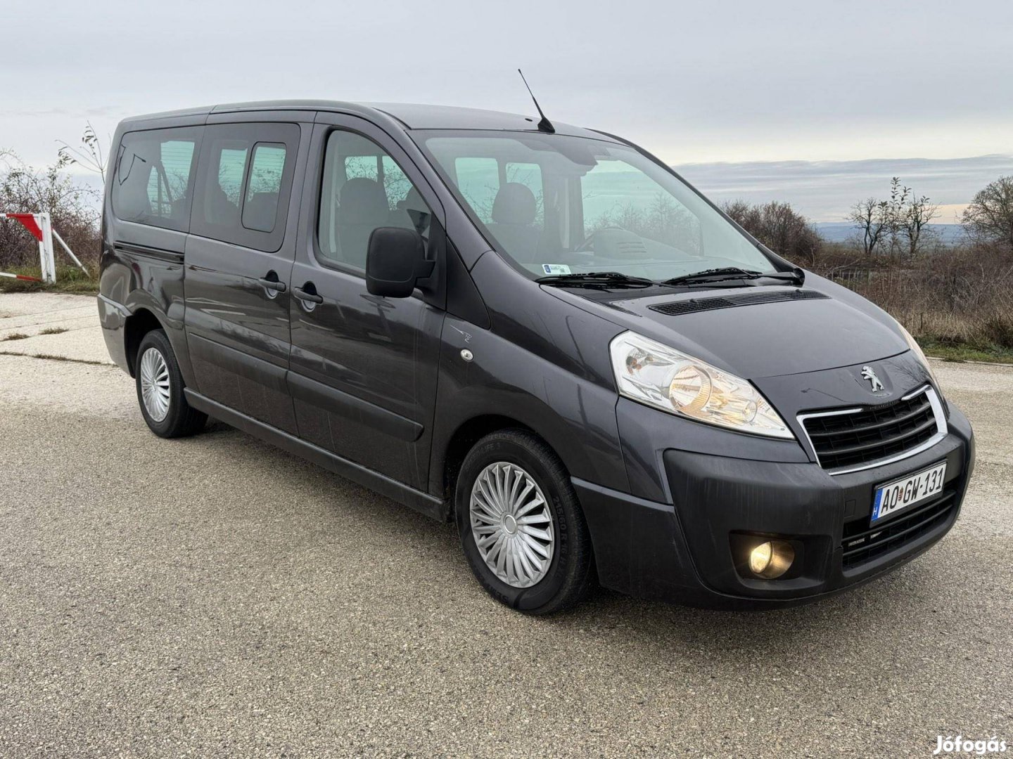 Peugeot Expert Tepee 2.0 HDi L2 Symbole 128LE/9...