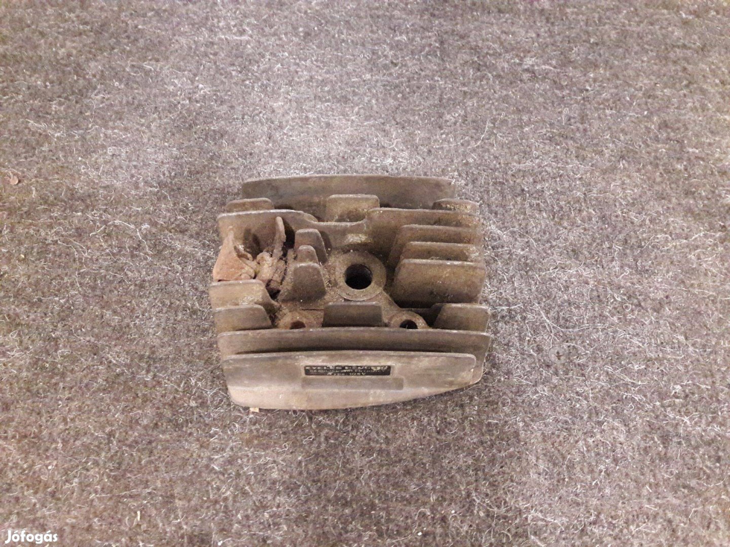 Peugeot GL 10 moped gyári hengerfej