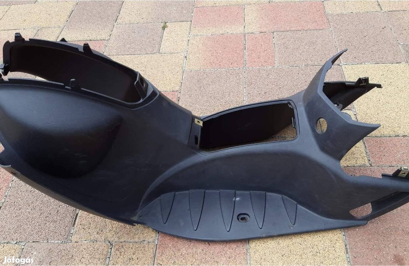 Peugeot Ludix taposó