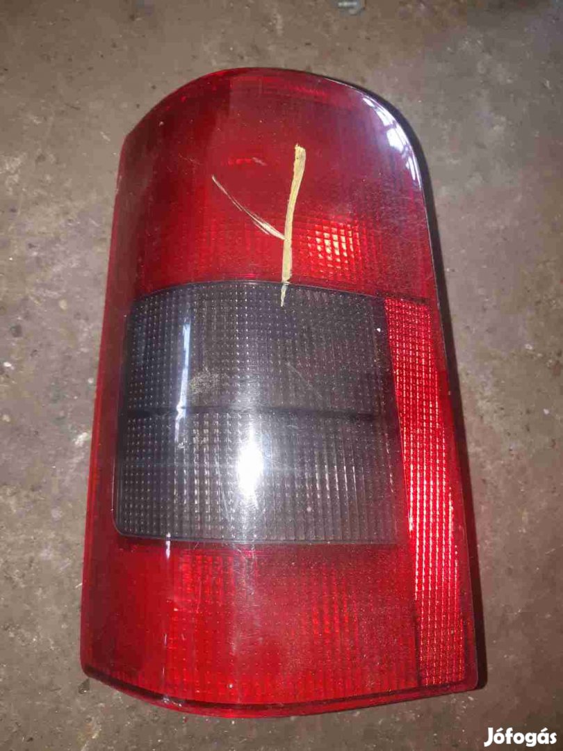 Peugeot Partner 02-08 Bal Hátsó Lámpa