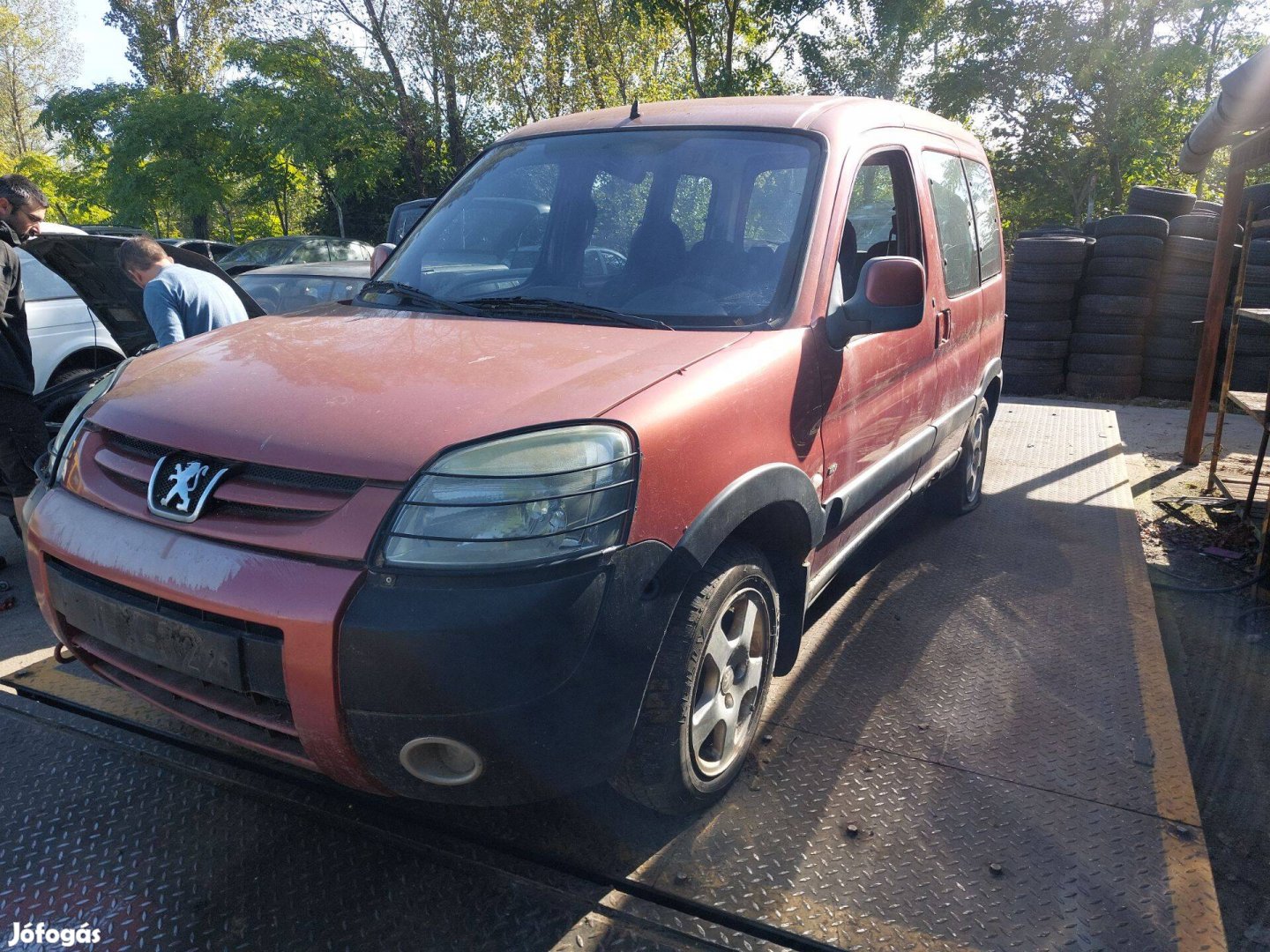 Peugeot Partner 1/2 2.0 Hdi alkatrészei Rhy