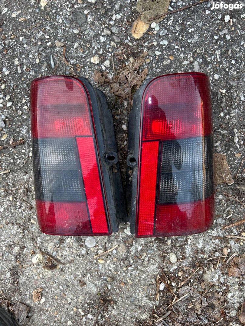 Peugeot Partner Citroen Berlingo hátsó lámpák komplet