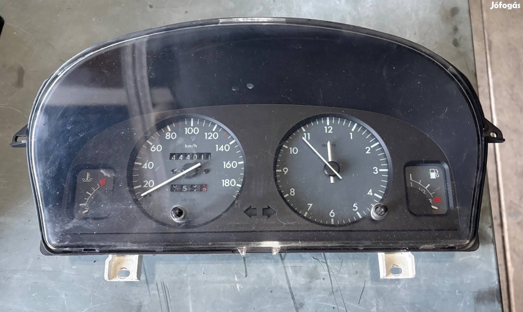 Peugeot Partner Citroen Berlingo óracsoport