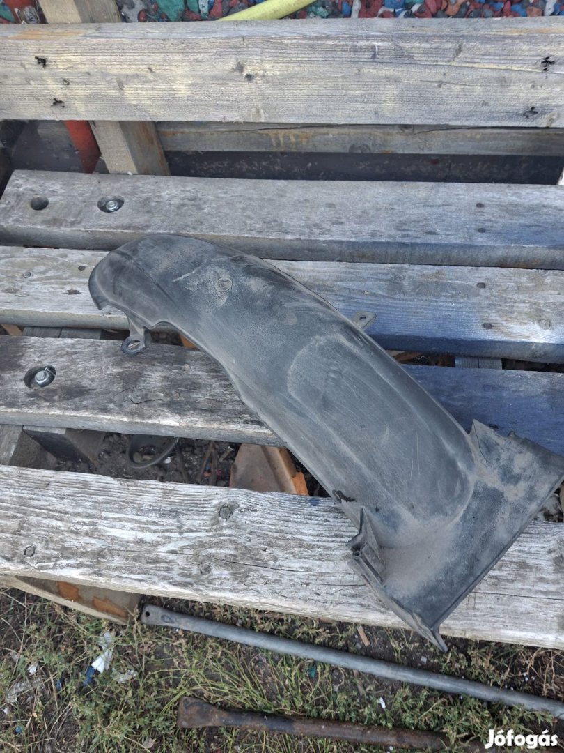 Peugeot Tweet 50 4 ütemű hátsó sárvédő