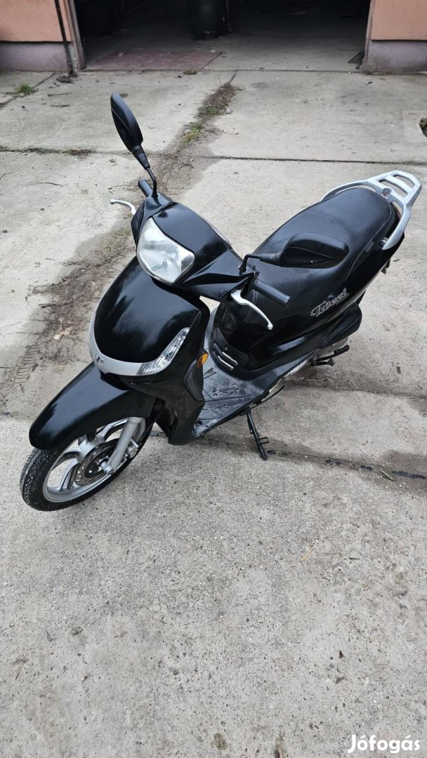 Peugeot Tweet 50 robogó eladó 