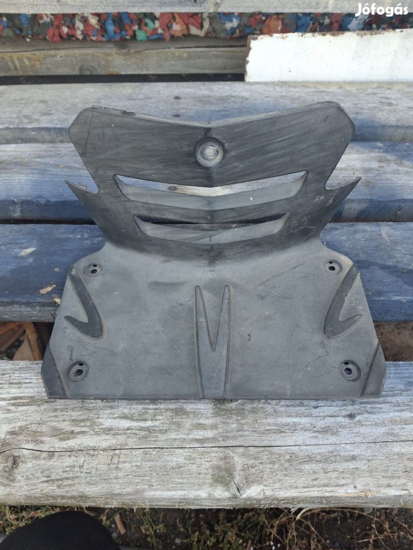 Peugeot Tweet sarok idom