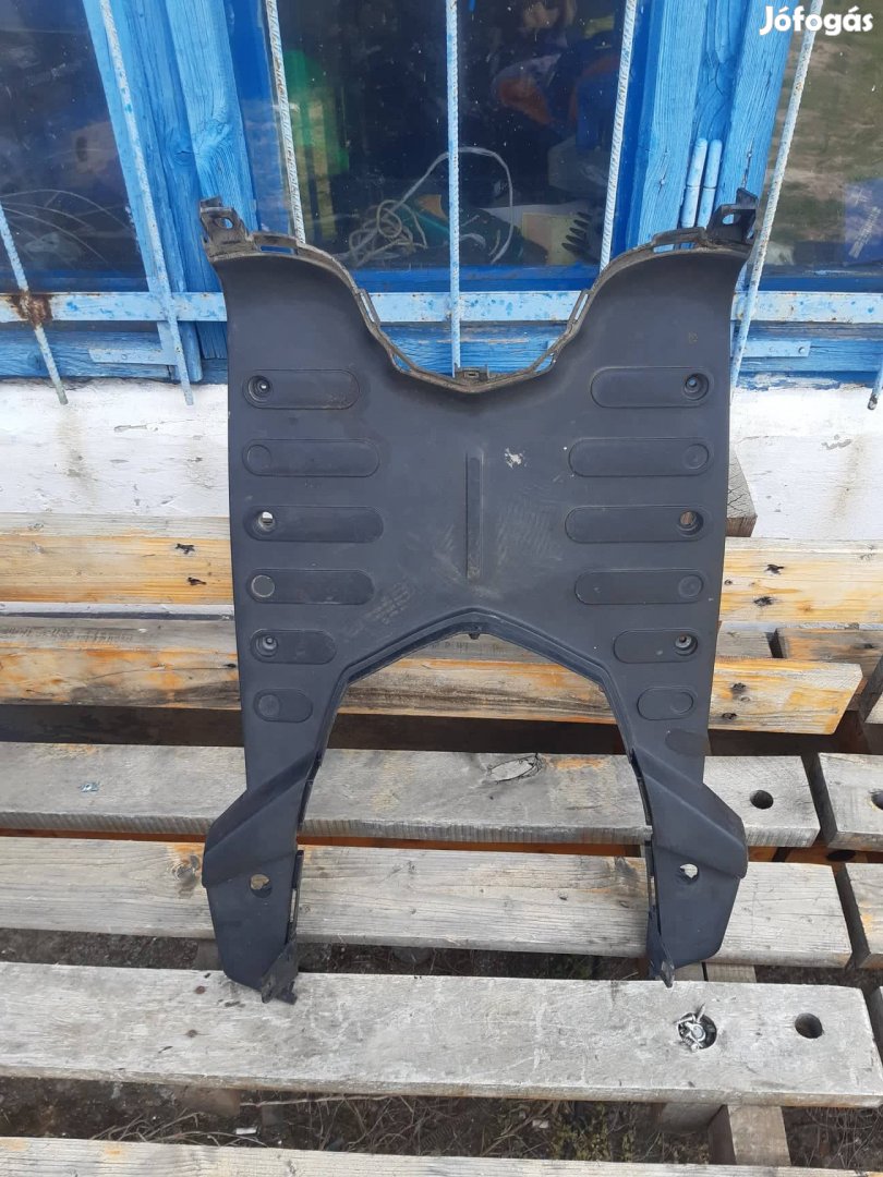 Peugeot Vivacity 3 Taposó idom