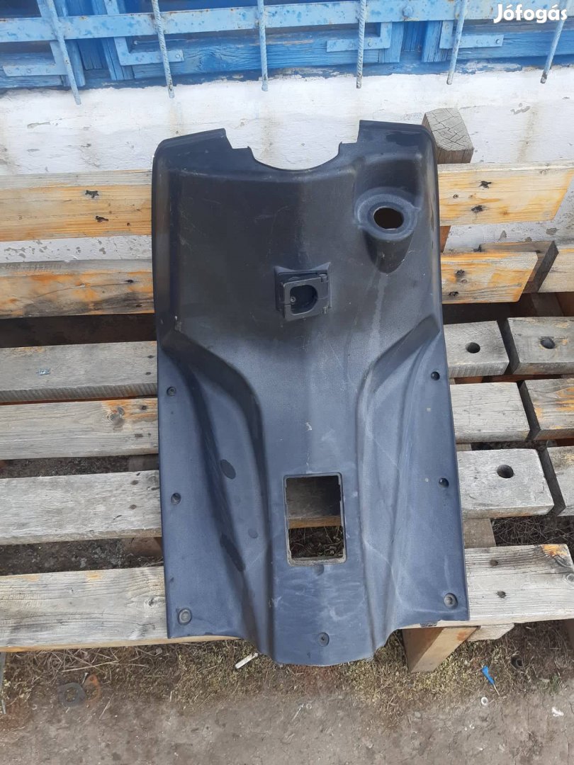 Peugeot Vivacity 3 Térd idom