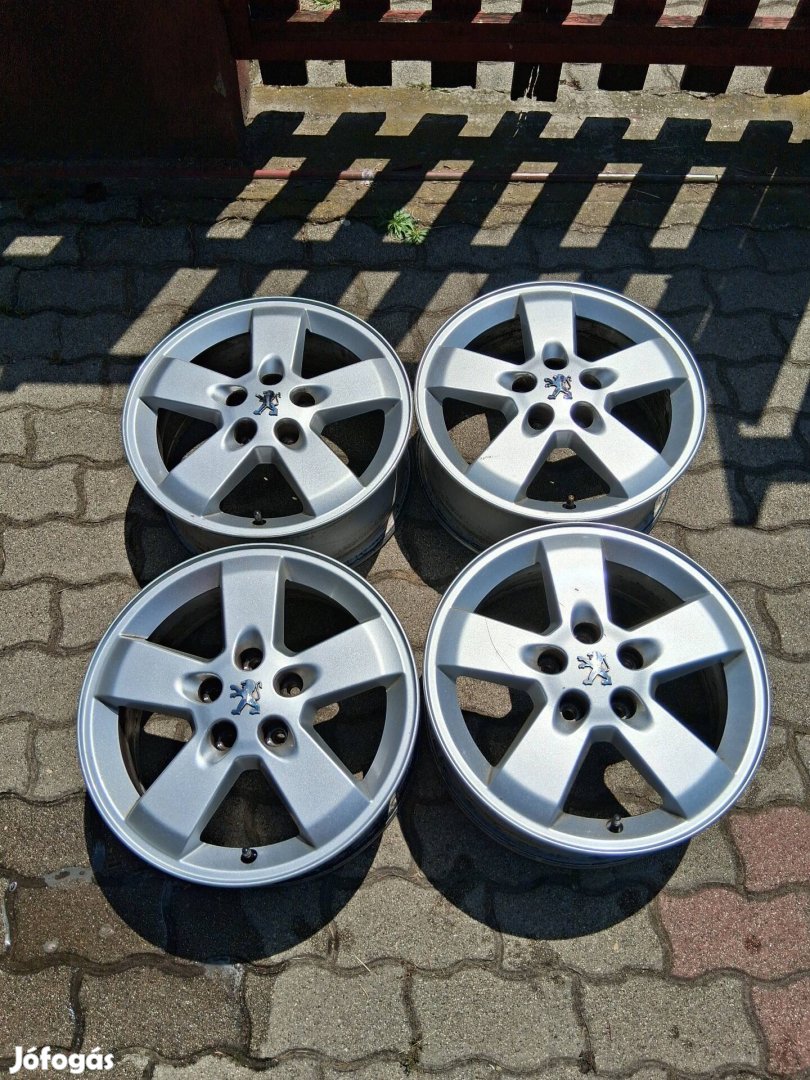 Peugeot alufelni 16 coll