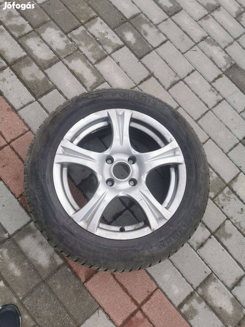 Peugeot alufelni téligumival